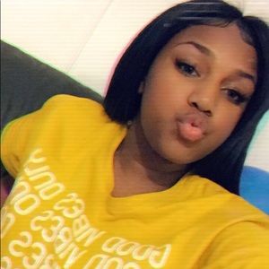 Meet your Posher, Shaley